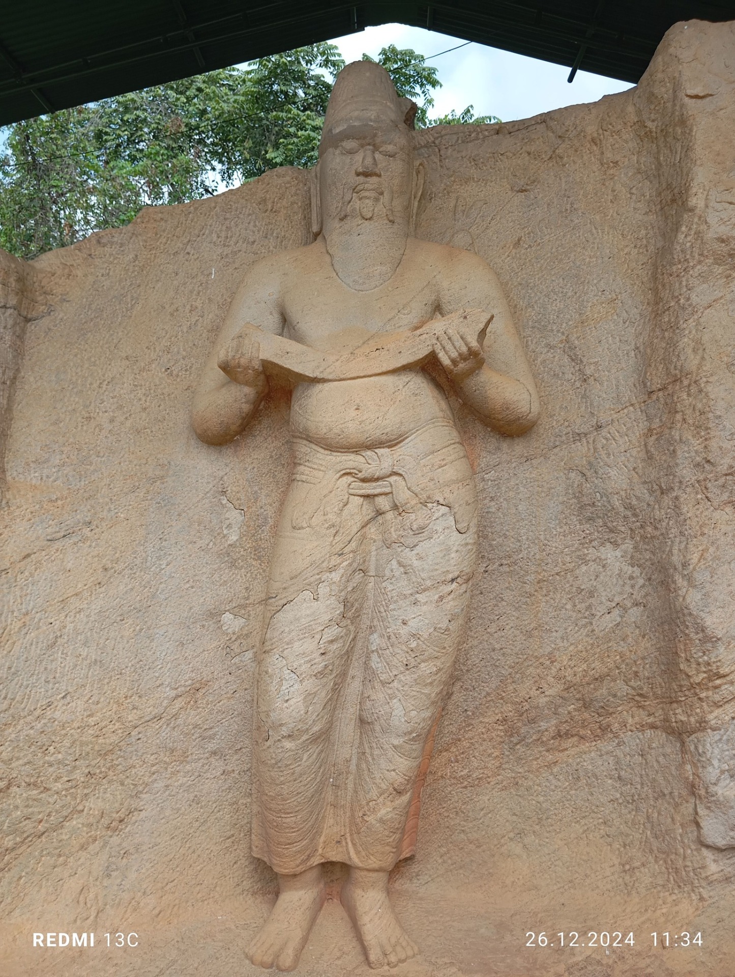 Parakramabahu statue